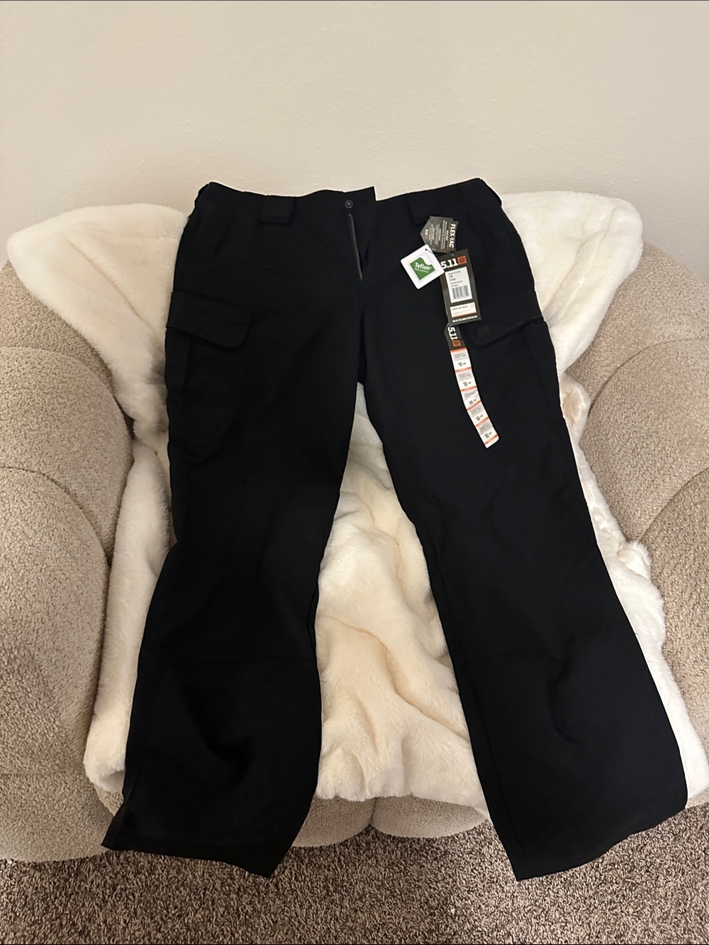 Brand new with tags womens 511 tactical pants  size 16 long